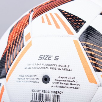 FOOTBALL BALL UHLSPORT RESIST SYNERGY T5